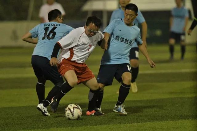 希尔德27分库明加23分 勇士拒绝逆转险胜火箭