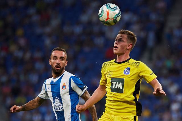 美国男篮大胜塞尔维亚 库里24分约基奇16+11